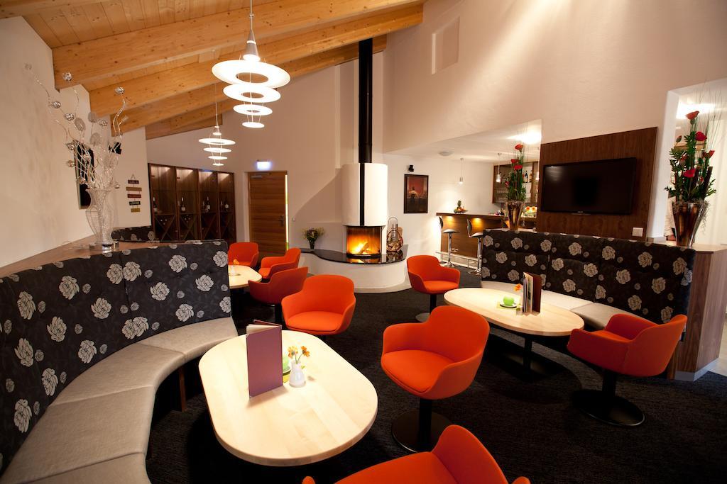 Hotel Und Appartementhof Waldeck Bad Fussing Exterior photo