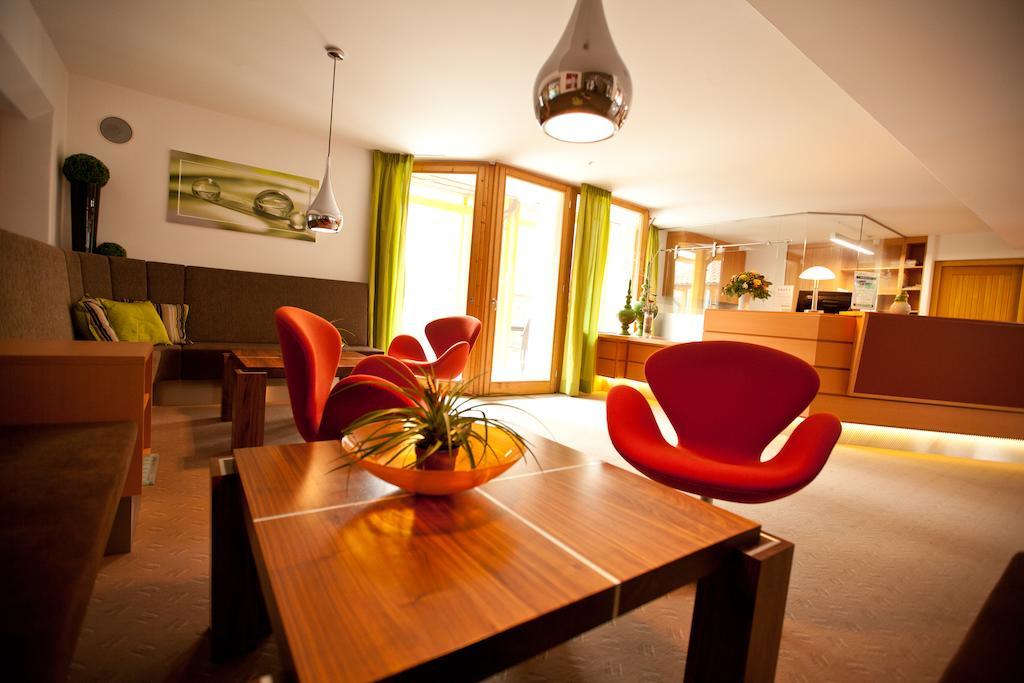 Hotel Und Appartementhof Waldeck Bad Fussing Exterior photo